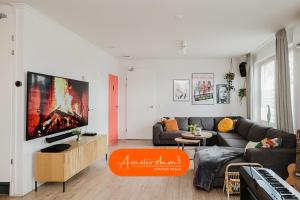 Amsterdam Group Villa 20 plus beds 4 - 5 bedrooms