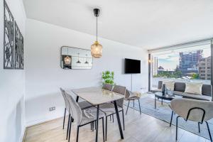 Nordic Home - 2BR Parking Wifi & Shopping Mall