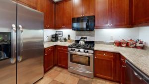LV110 Secluded Downstairs 1 Bedroom Legacy Villa