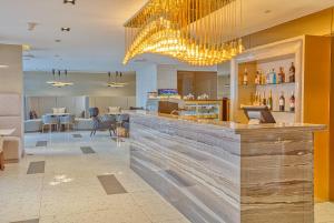 Novotel Executive Suite - Acqua Manila 2905