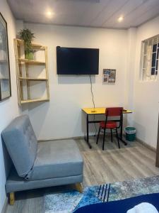 Casa completa 15 personas centro internacional Bogota