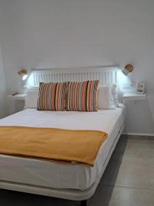 AM Chinorros Square.