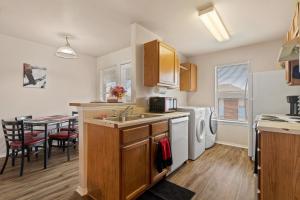 2B1B condo mins from Ft Hood & Town