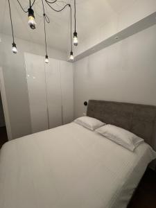 White Tower Luxury Apartment