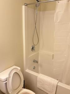 Prince George Cozy Suite