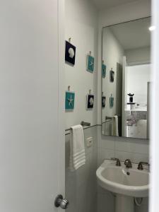 Morros 922 Seaside Retreat