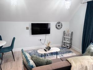 Modern Flat Castle Views & Free Parking