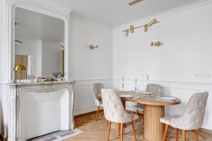 High end Parisian 3 room apartment 10th arrondissement