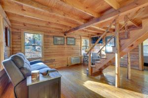 Access to Community Marina! Lake-View Murray Cabin