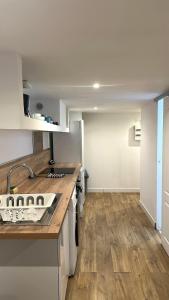 FLC- Duplex 6p - Désiréé Clary- 1km St Charles