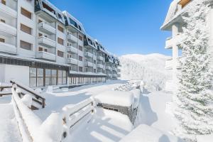 Wolf & Deer Apartment Ski-In Ski-Out 250m - Happy Rentals