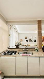 Apartamento Guarujá, Frente Mar! Pé na Areia, TOP!