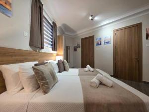 Modern 1BD Ground Floor Apartment at The Podium - Yacht Marina Area, Close to Valletta