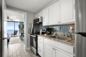 Palms Resort 905- Oceanfront