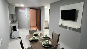 Ap 1602 Vuarnet 5 min dos busto Tambau JP