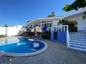 Mar y Cielo Beach House