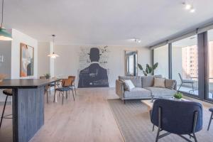 HOM I 1D en Las Condes con Estacionamiento 2PAX