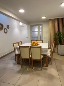 Chalet en zona Güemes-SOLO FAMILIAS