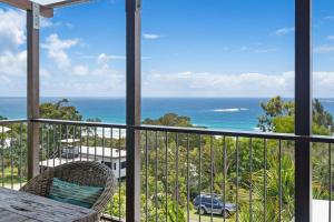 Bombora 5 Bedroom by Discover Stradbroke
