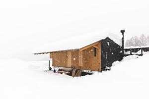 Earthboat Minakami Hodaigi