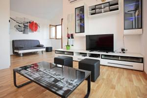 Apartments with parking space Vrboska, Hvar - 24967