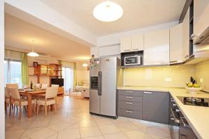 Apartments with parking space Vrboska, Hvar - 24967