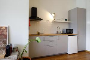 Casa Agustina, Central and sunny Studio with optional Parking