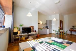 Casa Agustina, Central and sunny Studio with optional Parking