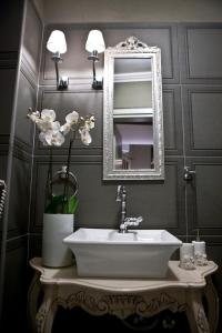 Superior Double Room room in Melies Boutique Hotel