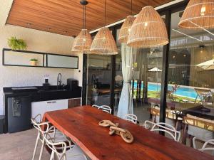 Flat Luxo Beira Mar na Rota dos Milagres 8 pessoas