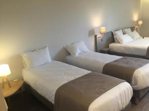 Hotels La Sorelle Hotel Golf et Restaurant : Suite Junior - Vue sur Jardin - Non remboursable