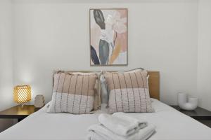 Comfortable 2BR Rockingham Apartment