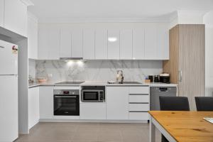 Comfortable 2BR Rockingham Apartment