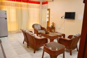 Homestay - Serviced Apartment "ISH Atithya" with Modular Kitchen, various amenities and Complimentary Breakfast in Lucknow, IN