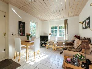 Apartment in Oostkapelle near the Beach