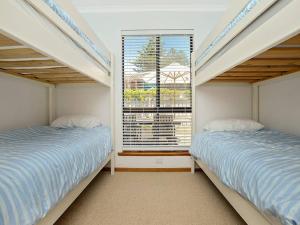 Unit 2 16 Strangways - Ocean Views - No Linen Included