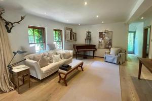 Elegant Hampshire Countryside Stay