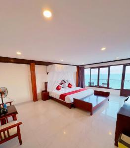 Rock Water Bay Beach Resort & Spa