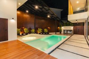 Villa Pool & Jacuzzi New&Unique Closeby Patong