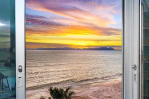 Ashley On Beach 1104 Prestige Style