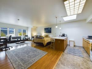 Downtown Juneau Gem 1BR Apt with Stunning Views!