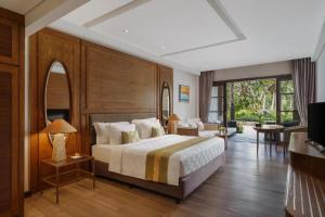 Royal Tulip Springhill Resort Jimbaran