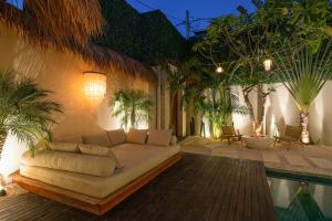 KOMOREBI - Modern & Luxury 3BR - Central Canggu Beach