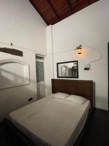 Enderamulla Casual Home