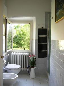 Doppel-/Zweibettzimmer mit privatem, externem Bad