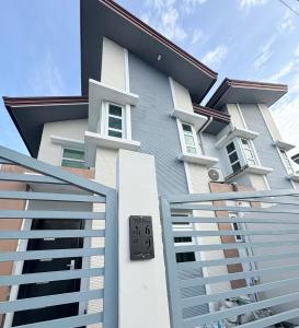 JRLB PLACE - Accommodation in Concepcion, Tarlac