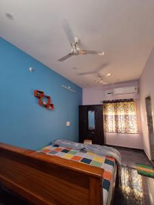 Sri Murugan Homestay Living