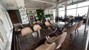 Msk Hotel & Restaurant