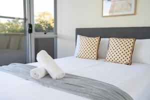 Modern Comfort Hurstville 3BR Wifi Train Business