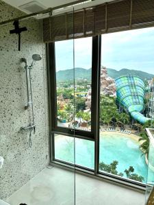 Vehha Skyline Retreat Condo Corner- Unit 1B & 2B LuxSuite